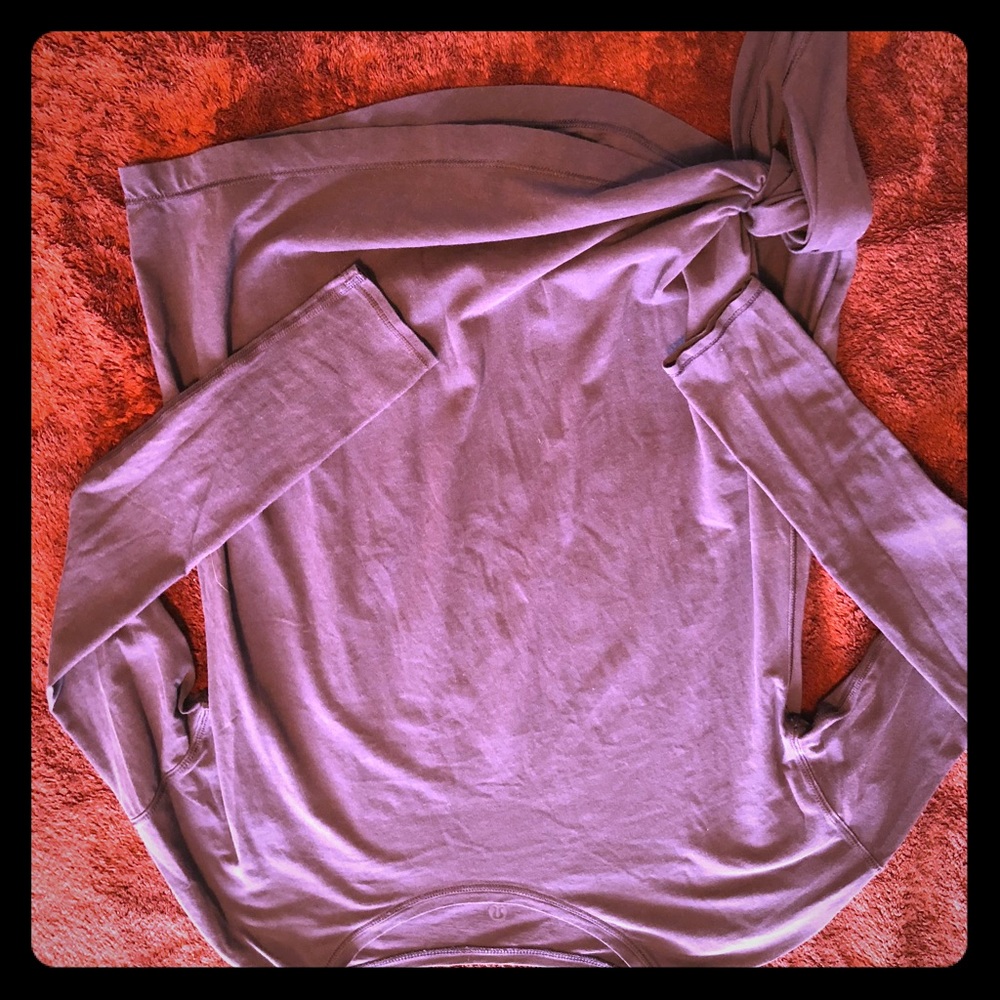 Lululemon long sleeve t